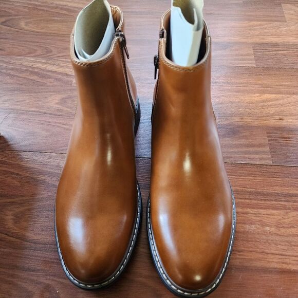 Kenneth Cole Reaction Ely Chelsea Tan Boots 7 NIB - Picture 6 of 10